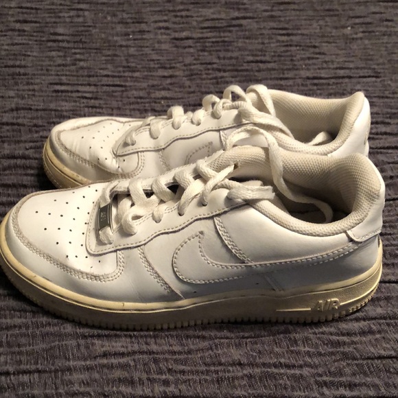 Nike AIR Sneakers - Picture 7 of 10